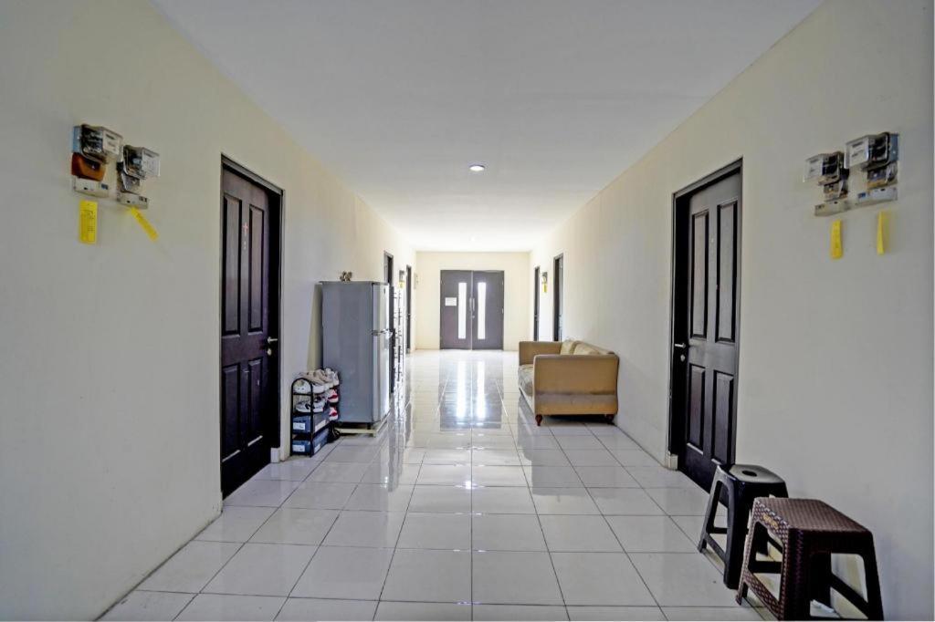 Oyo 93109 Garden Homestay 1 Tpr Surabaya Exterior photo